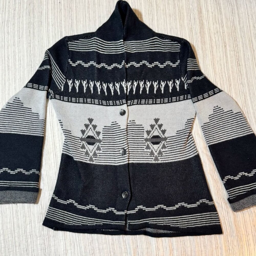 Powder River Outfitters - Southwestern Aztec Buttondown Cardigan Size L